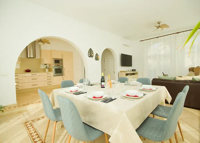 Casa Alba - By Az Villa *